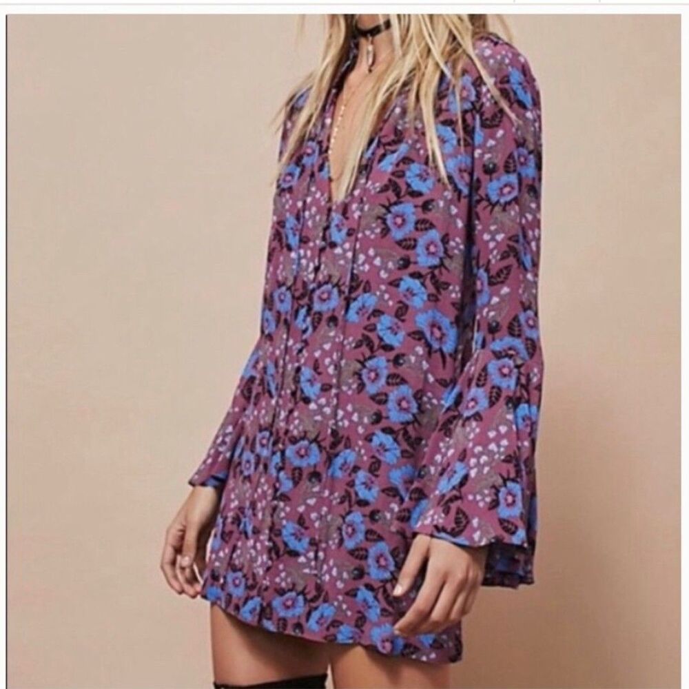 Free People Magic Mystery Tunic Top Dress XS Purple Floral Bell Sleeve Tie Neck